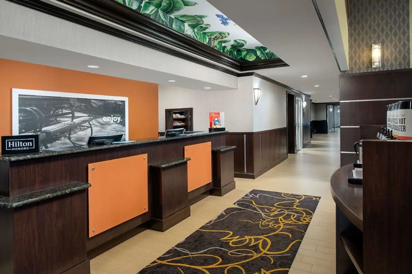 Hampton Inn & Suites Lake City LOUNGE_LOBBY