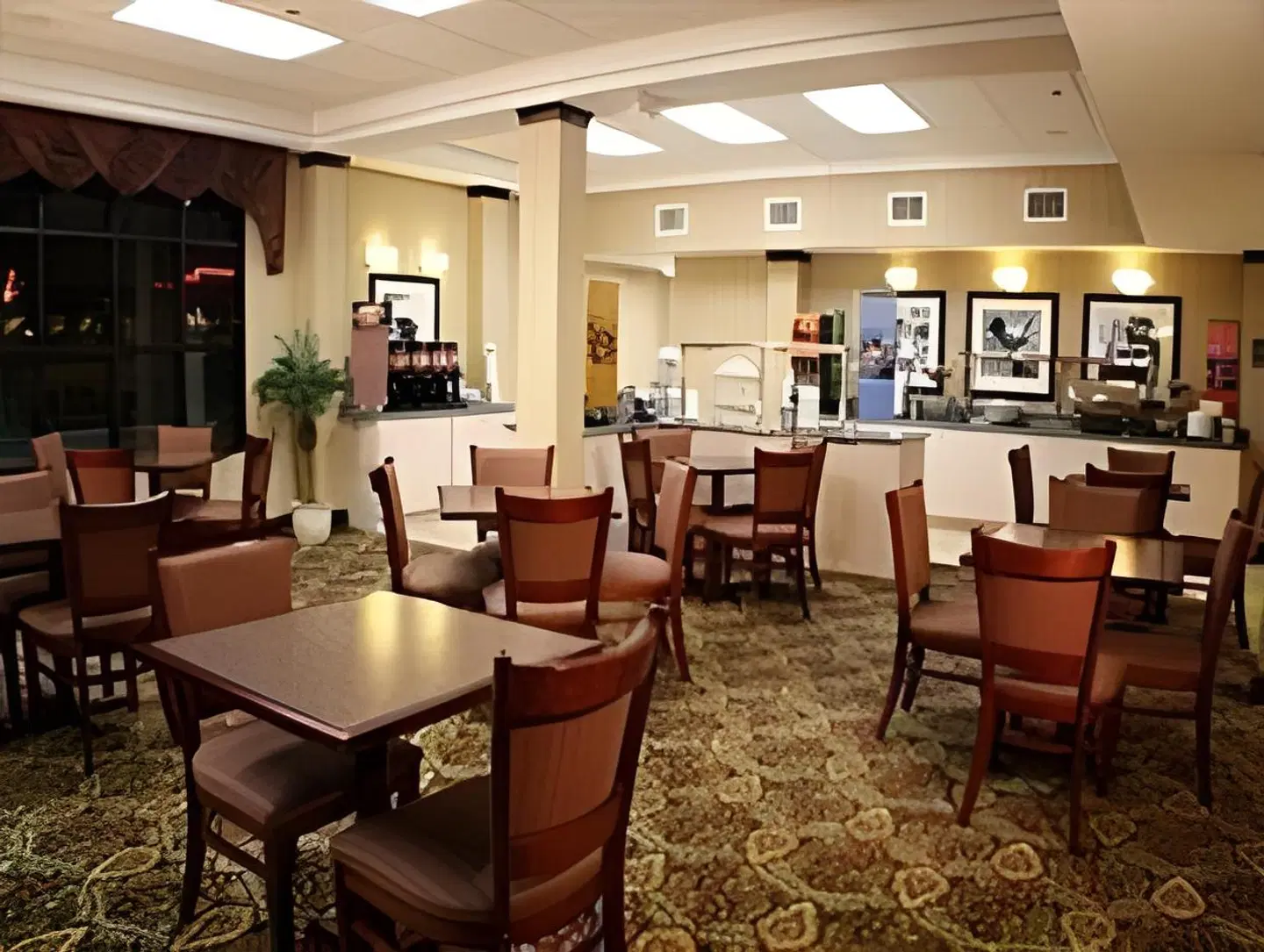 Hampton Inn Lakeland Bar
