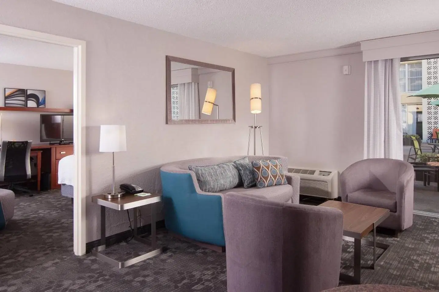 Courtyard by Marriott Miami Coral Gables ROOM_EXAMPLE