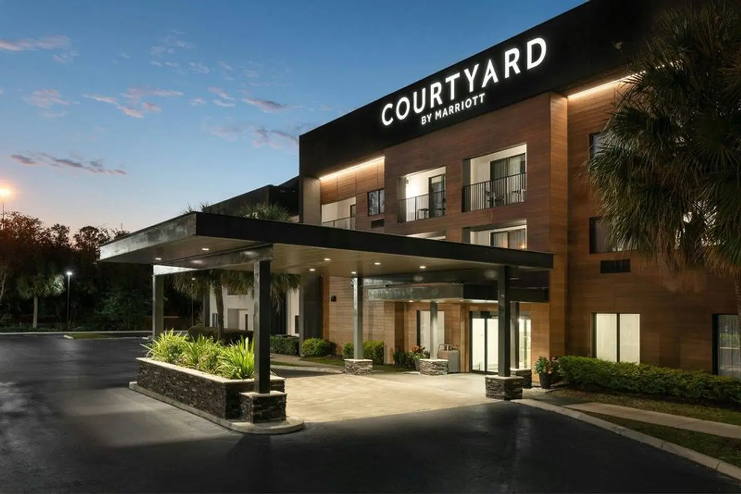 Courtyard by Marriott Gainesville EXTERIOR