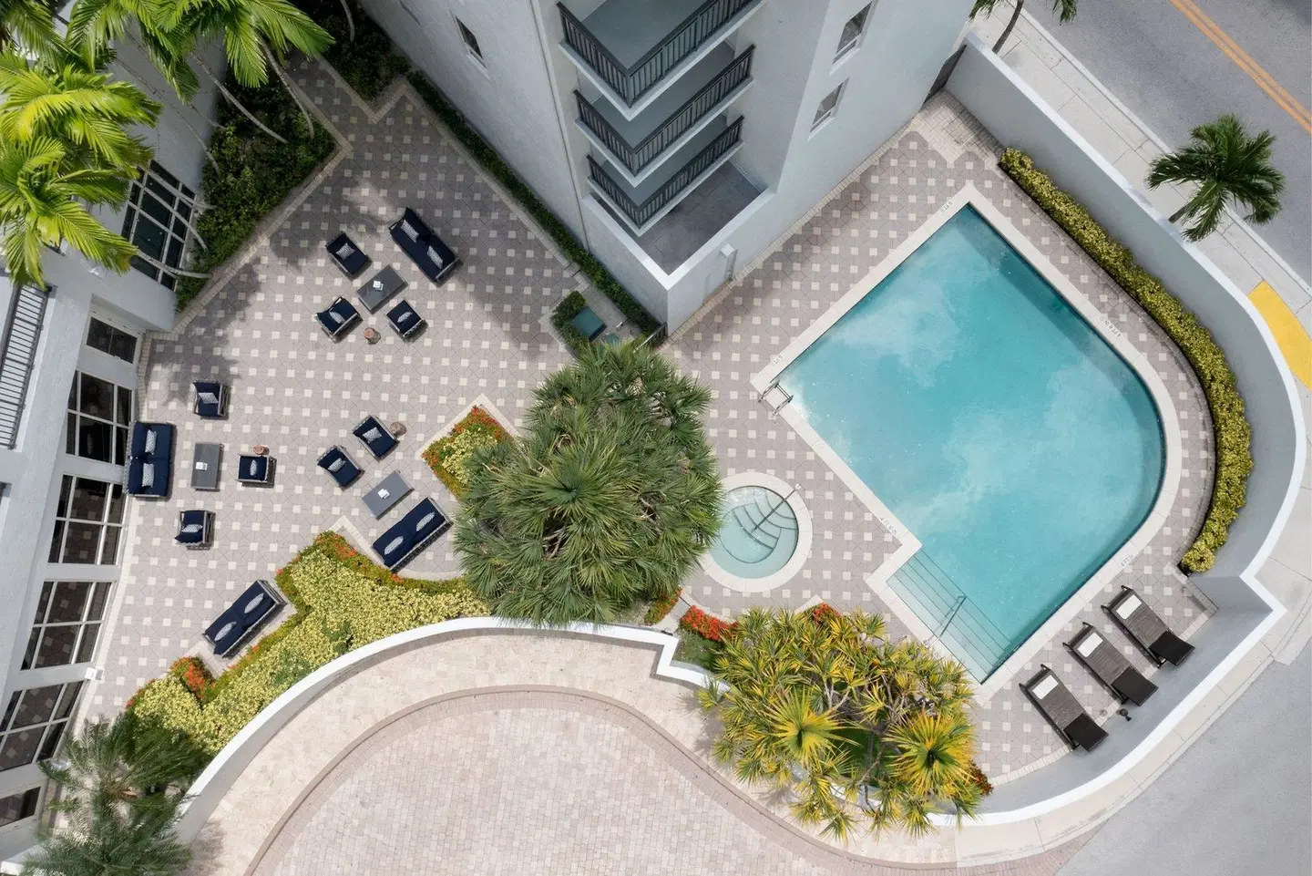 Courtyard by Marriott Miami Dadeland MODEL_IMPRESSION