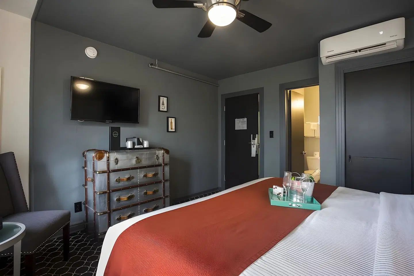 Avalon Hotel Downtown St. Petersburg ROOM_EXAMPLE