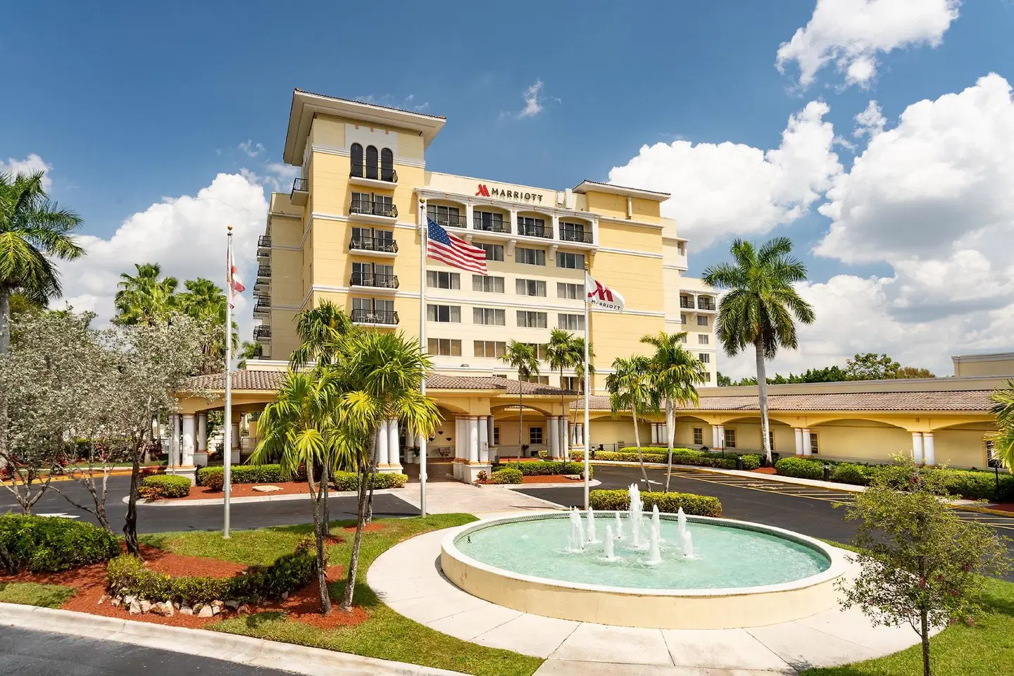 Fort Lauderdale Marriott Coral Springs Hotel & Convention Center EXTERIOR