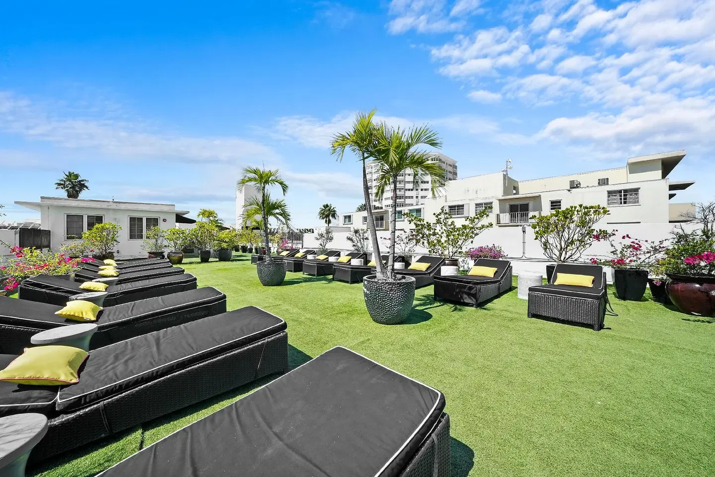 Lincoln Arms Suites Garten
