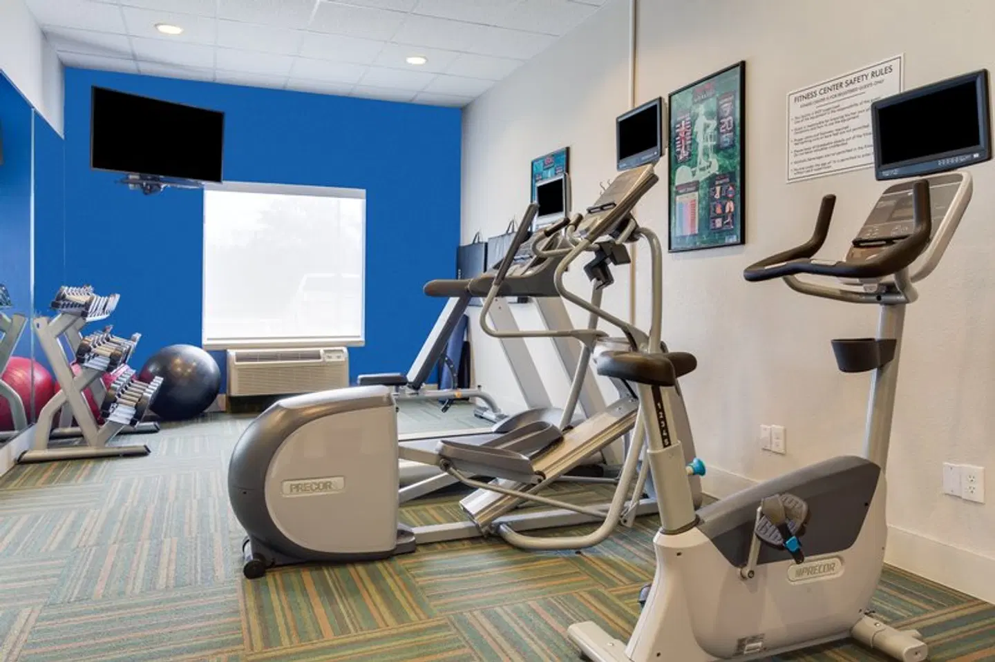 Holiday Inn Express & Suites Tampa-Fairgrounds-Casino by IHG SPORTS_AND_LEISURE