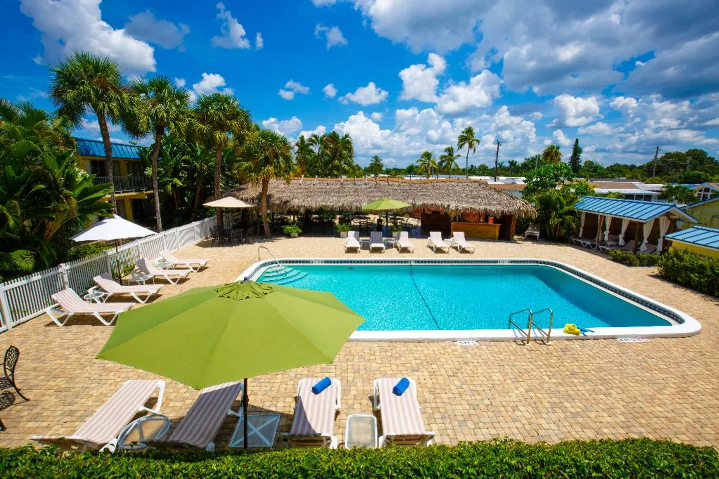 Naples Courtyard Inn OUTDOOR_POOL