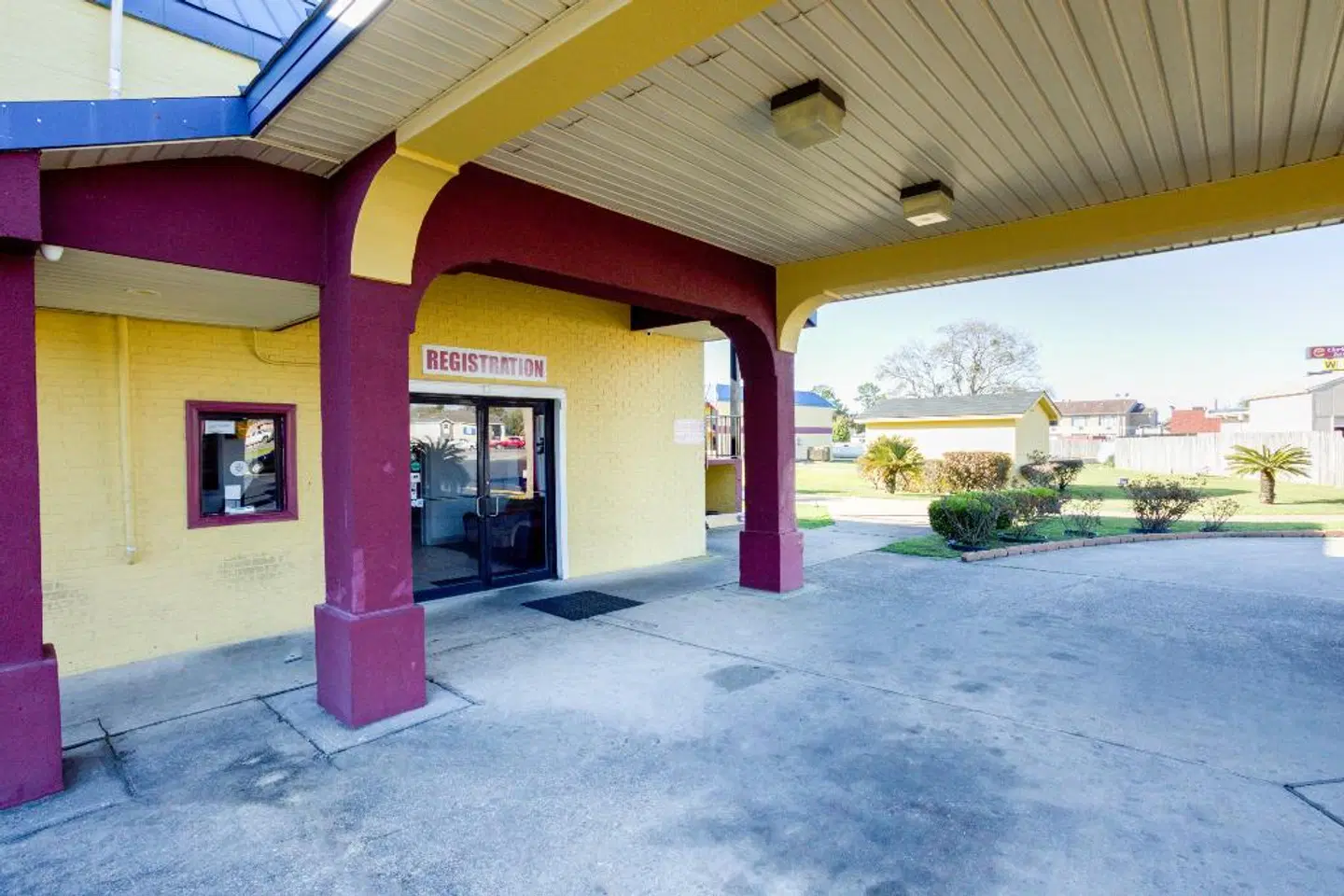 OYO Hotel Pensacola I-10 & Hwy 29 EXTERIOR
