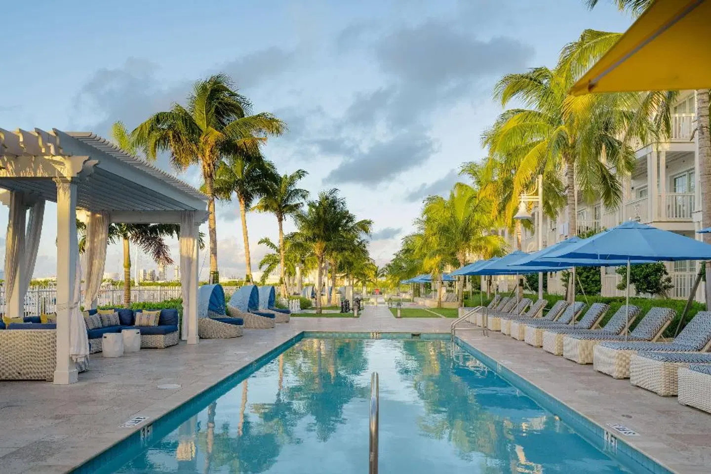 Oceans Edge Key West OUTDOOR_POOL