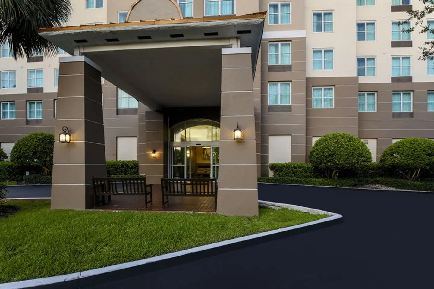 Staybridge Suites Miami Doral Area by IHG EXTERIOR