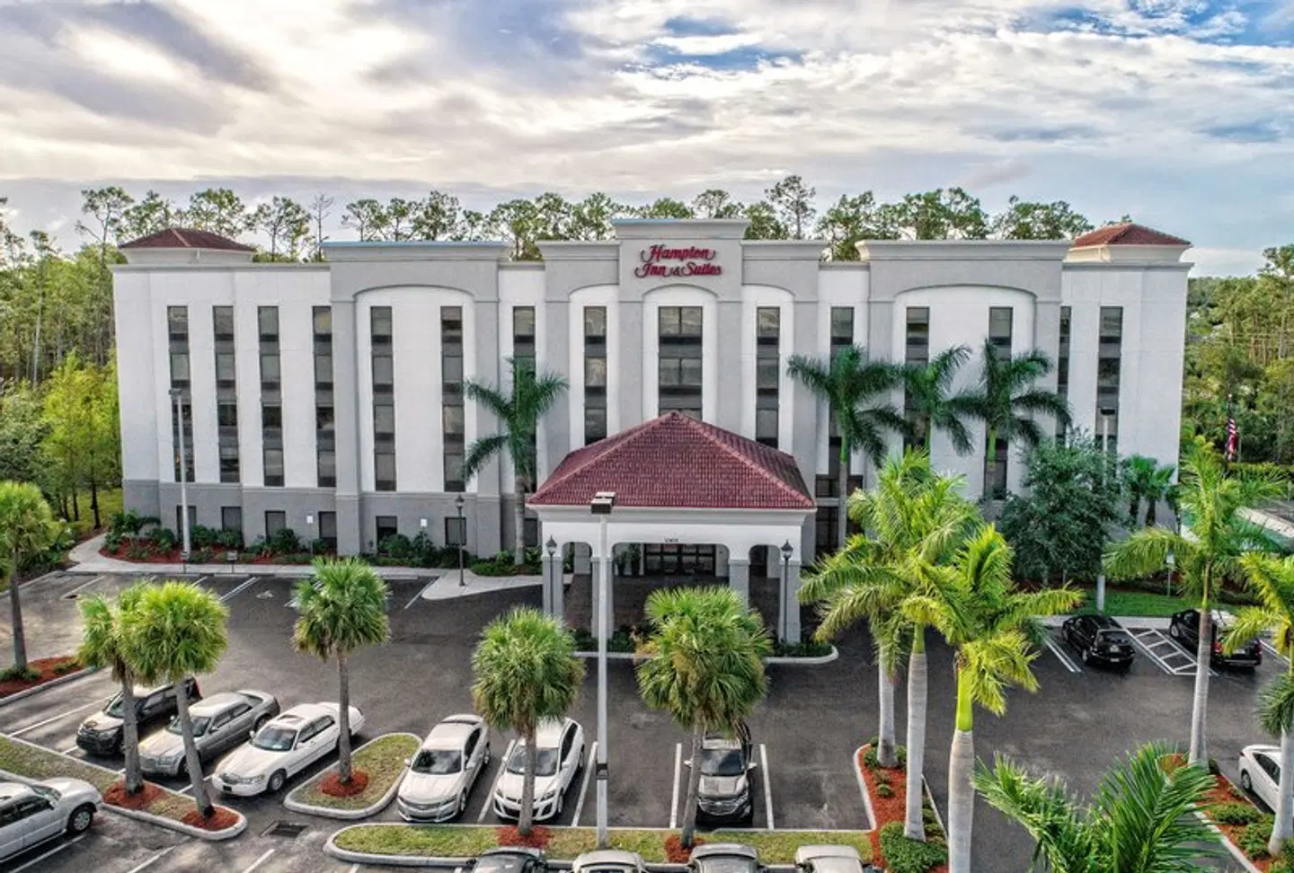 Hampton Inn & Suites Fort Myers-Estero/FGCU EXTERIOR