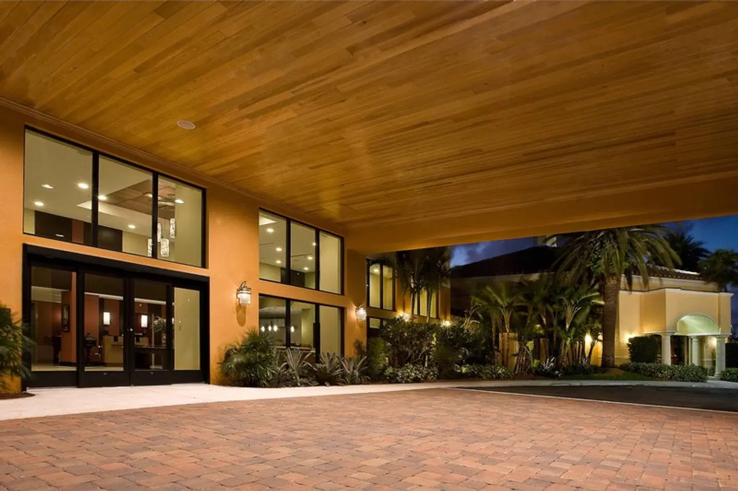 Courtyard by Marriott Boynton Beach EXTERIOR