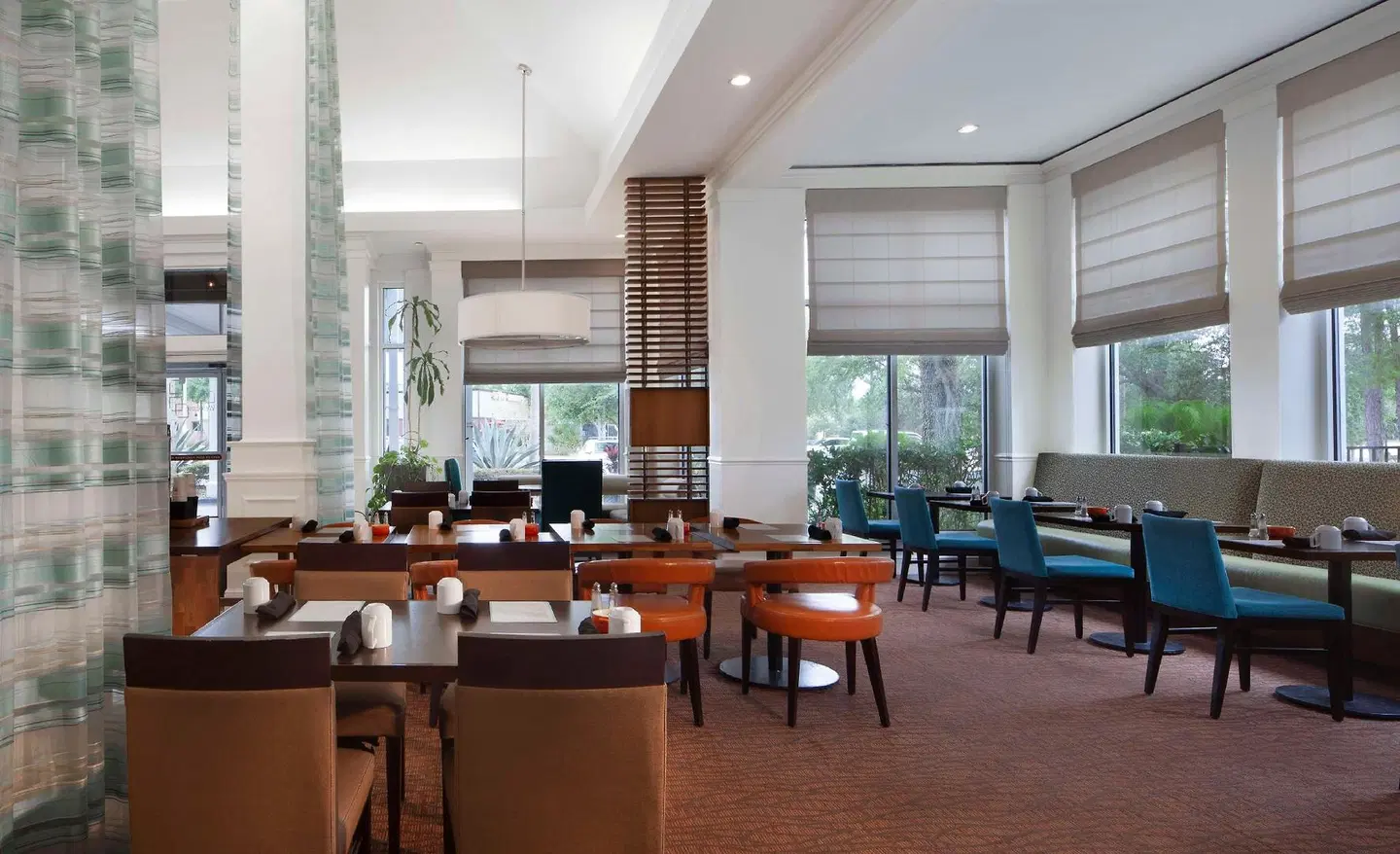 Hilton Garden Inn Jacksonville JTB/Deerwood Park Restaurant