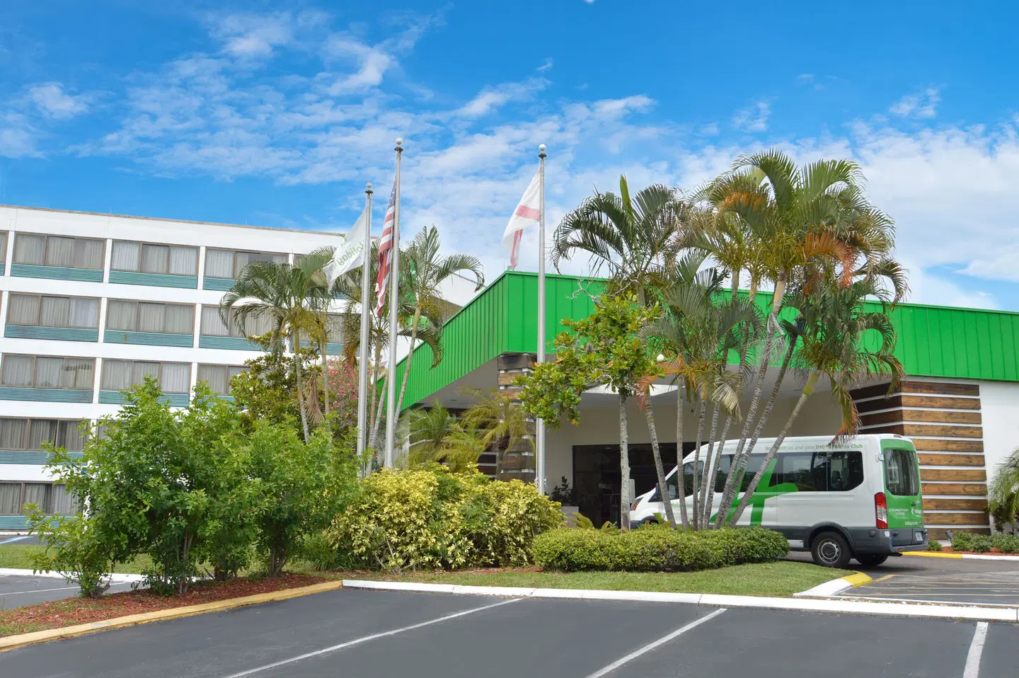 Holiday Inn St Petersburg N - Clearwater by IHG EXTERIOR