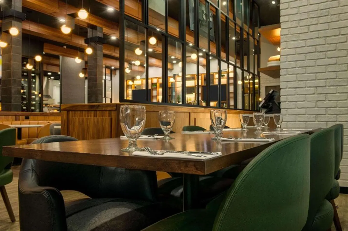 Radisson Hotel & Suites Fort McMurray RESTAURANT