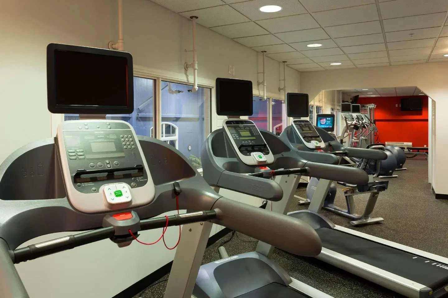 Radisson Hotel & Suites Fort McMurray SPORTS_AND_LEISURE