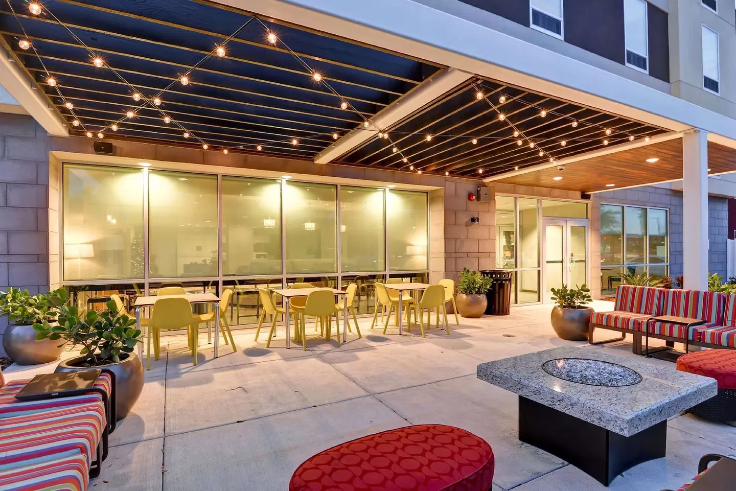 Home2 Suites By Hilton Tampa USF Near Busch Gardens LOUNGE_LOBBY