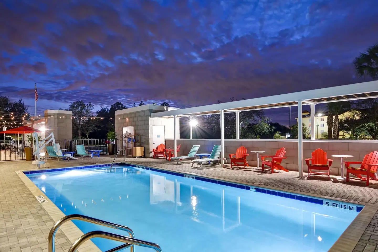 Home2 Suites By Hilton Tampa USF Near Busch Gardens Hallenbad
