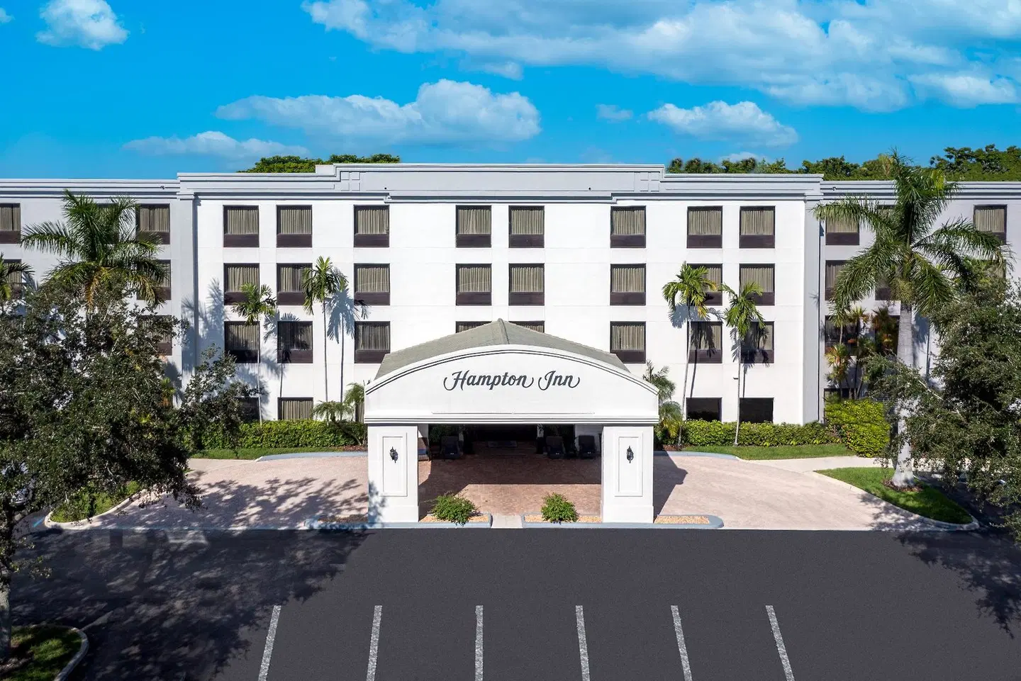 Hampton Inn Boca Raton-Deerfield Beach EXTERIOR