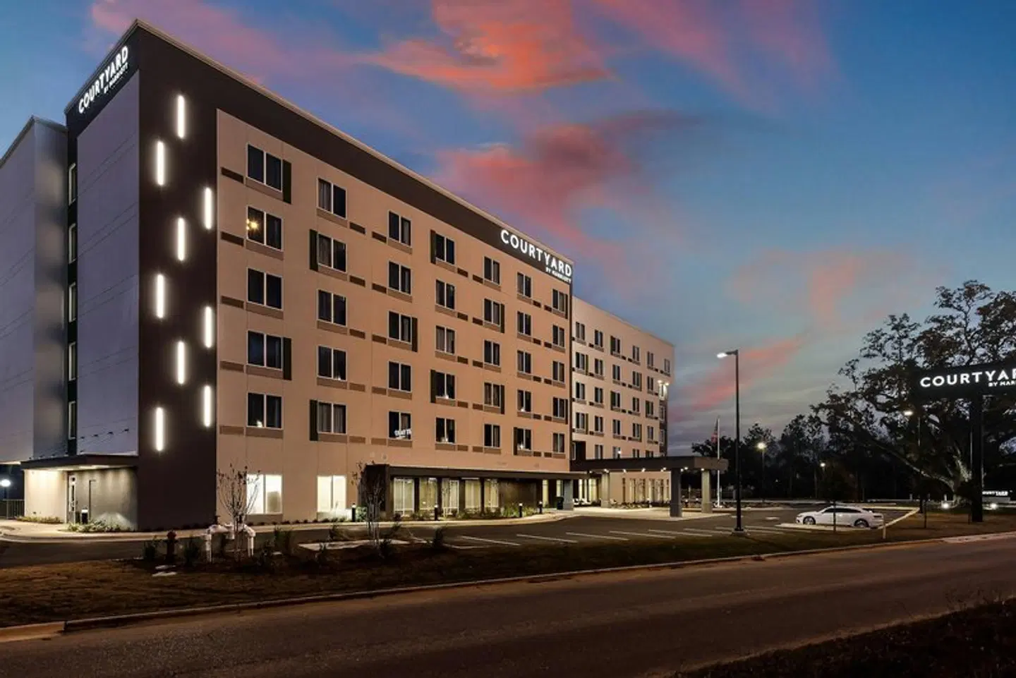 Courtyard by Marriott Pensacola I-10 West EXTERIOR