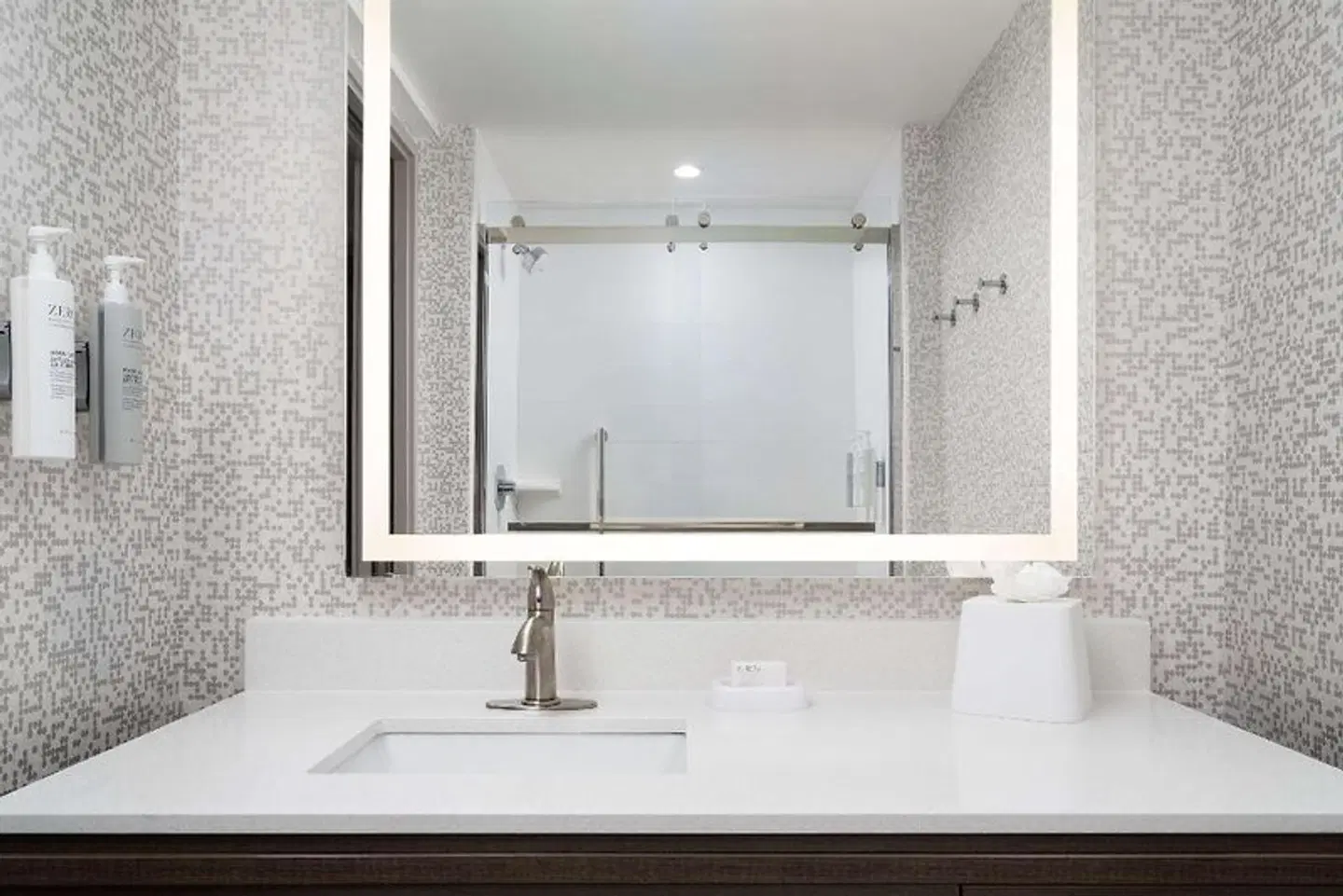Home2 Suites by Hilton Winter Haven Badezimmer