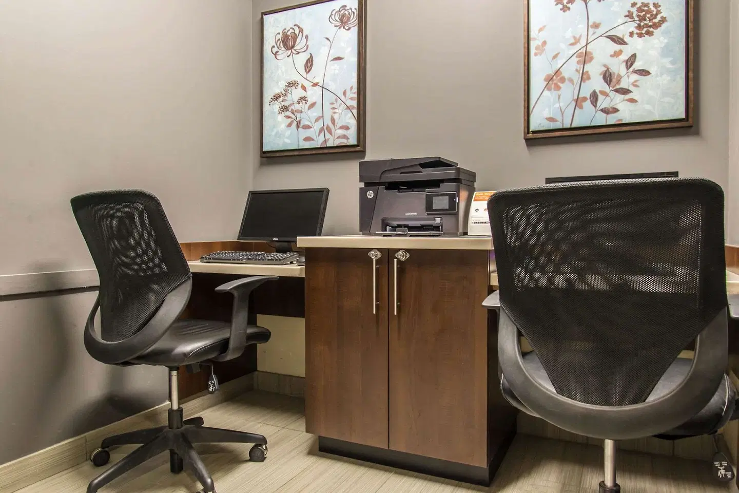 MainStay Suites Winnipeg ROOM_EXAMPLE