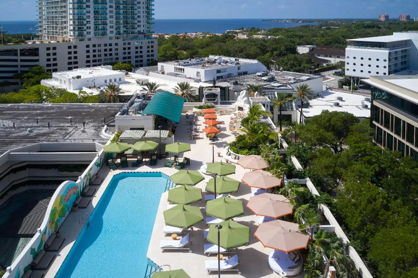 Mayfair Hotel and Spa EXTERIOR