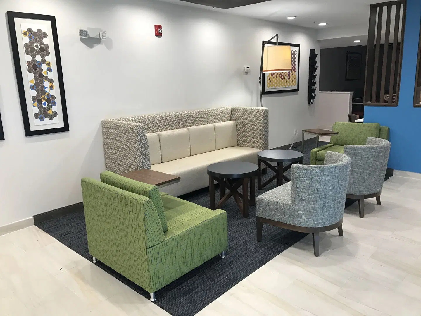 Holiday Inn Express Naples South - I-75 by IHG LOUNGE_LOBBY