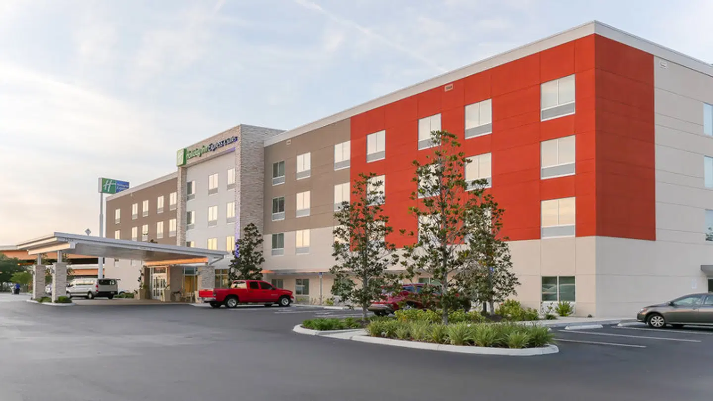 Holiday Inn Express & Suites Tampa East - Ybor City by IHG EXTERIOR