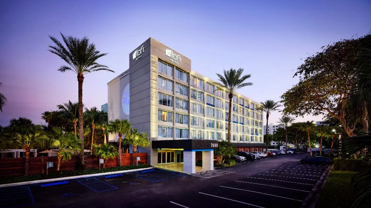Aloft Miami Dadeland EXTERIOR