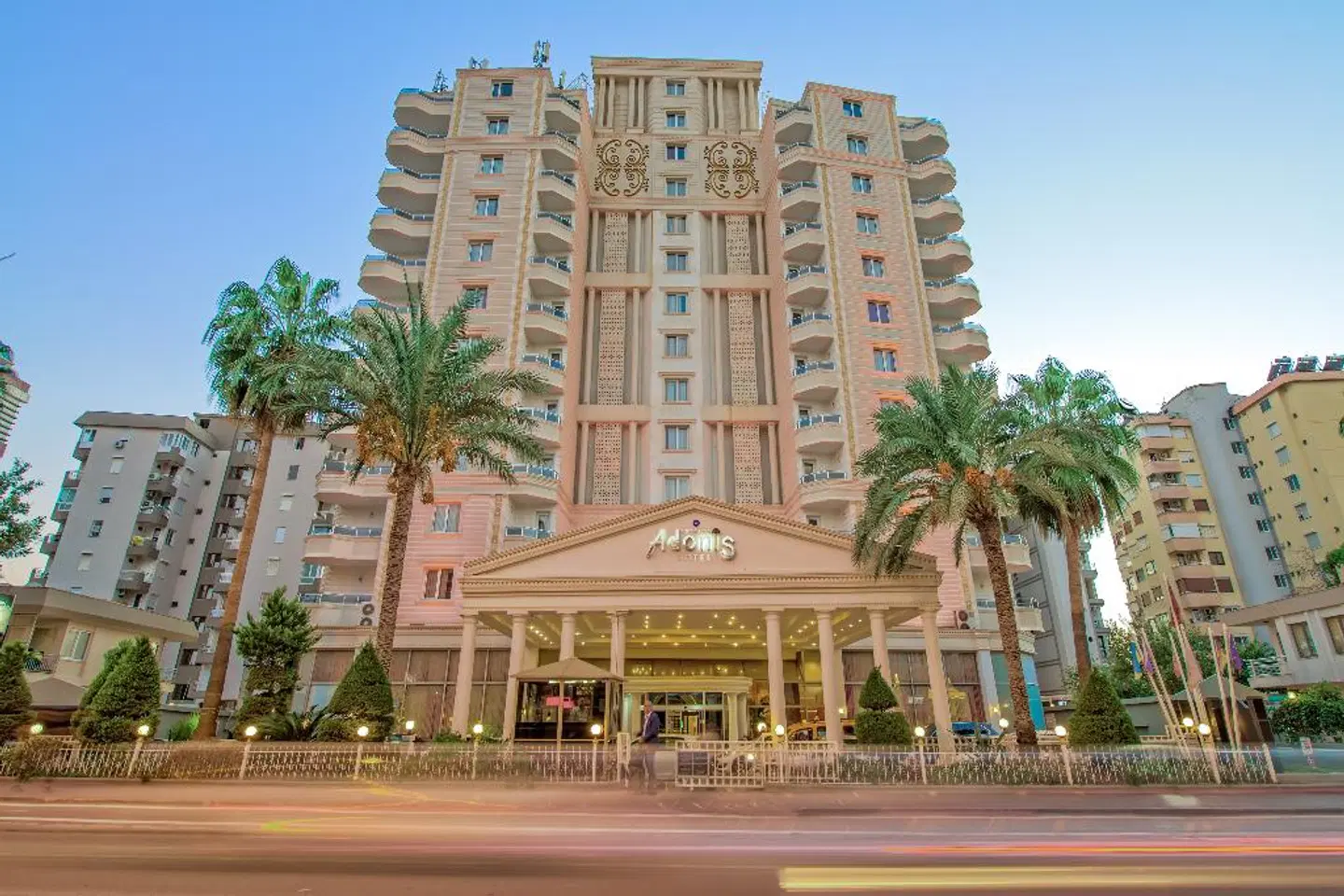 Adonis Hotel EXTERIOR