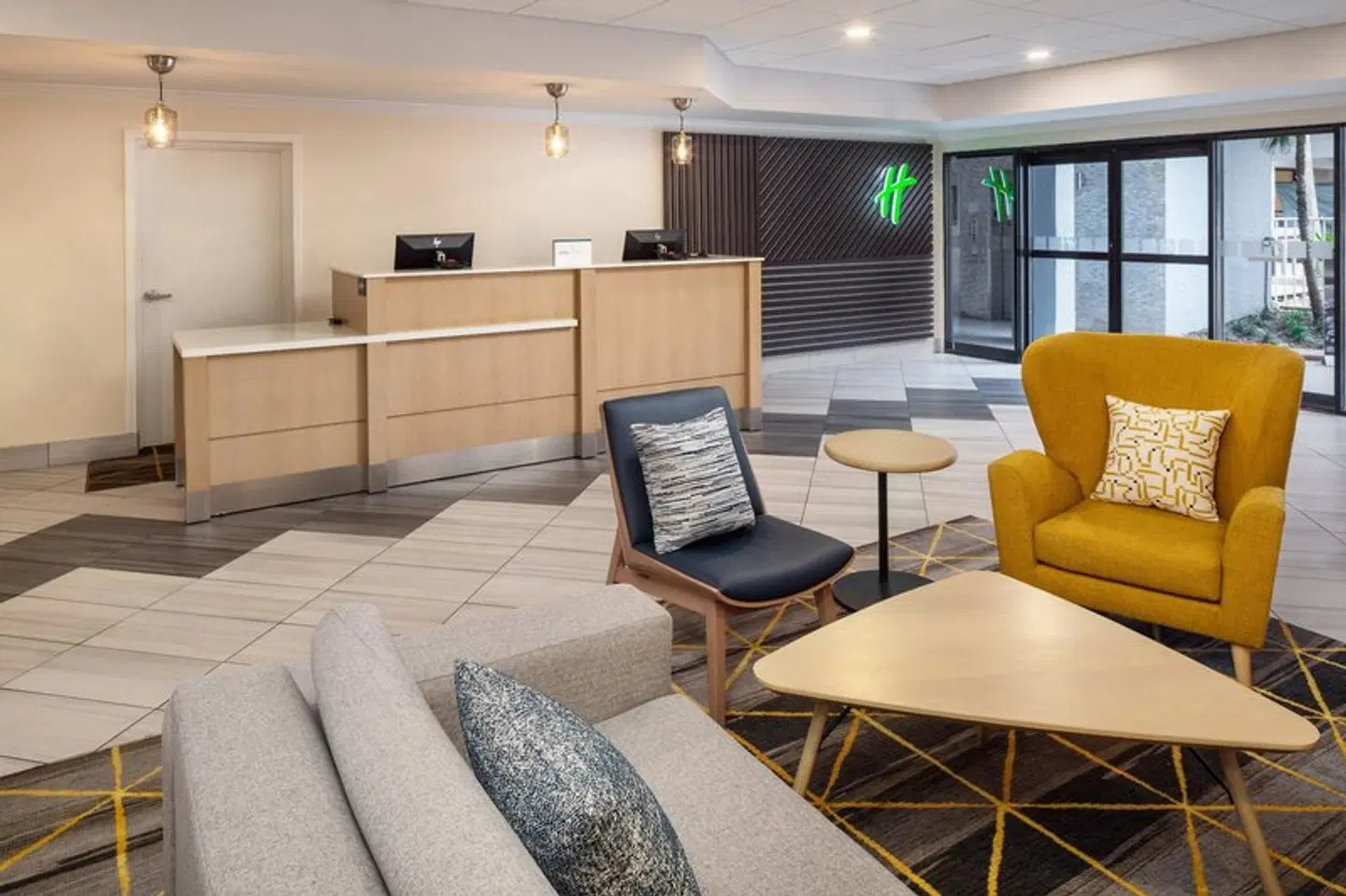 Holiday Inn Boca Raton - North by IHG LOUNGE_LOBBY