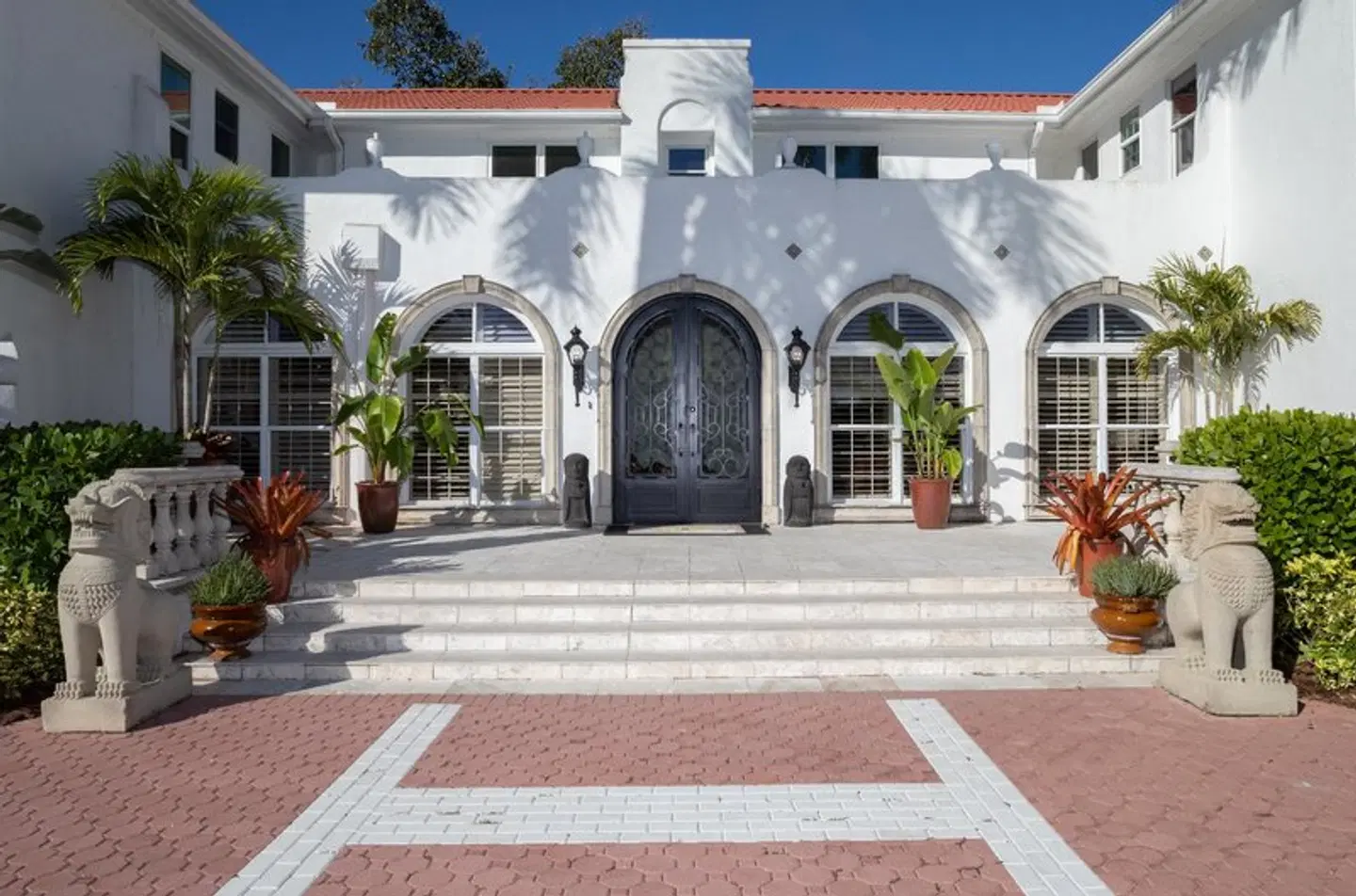 Shangri-La Springs EXTERIOR