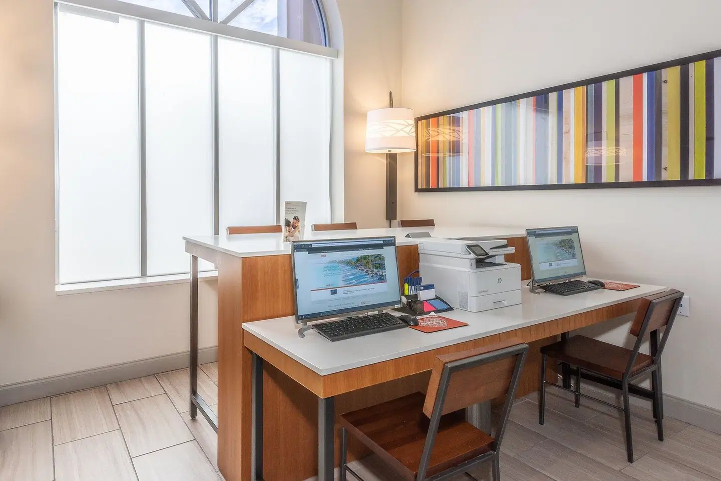 Holiday Inn Express & Suites Bradenton West by IHG ROOM_EXAMPLE