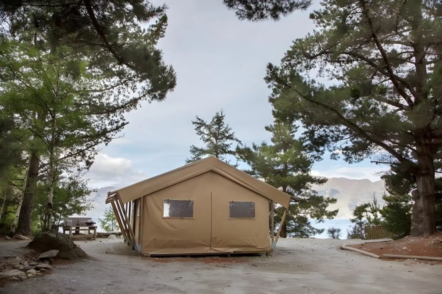 The Camp - Lake Hawea EXTERIOR