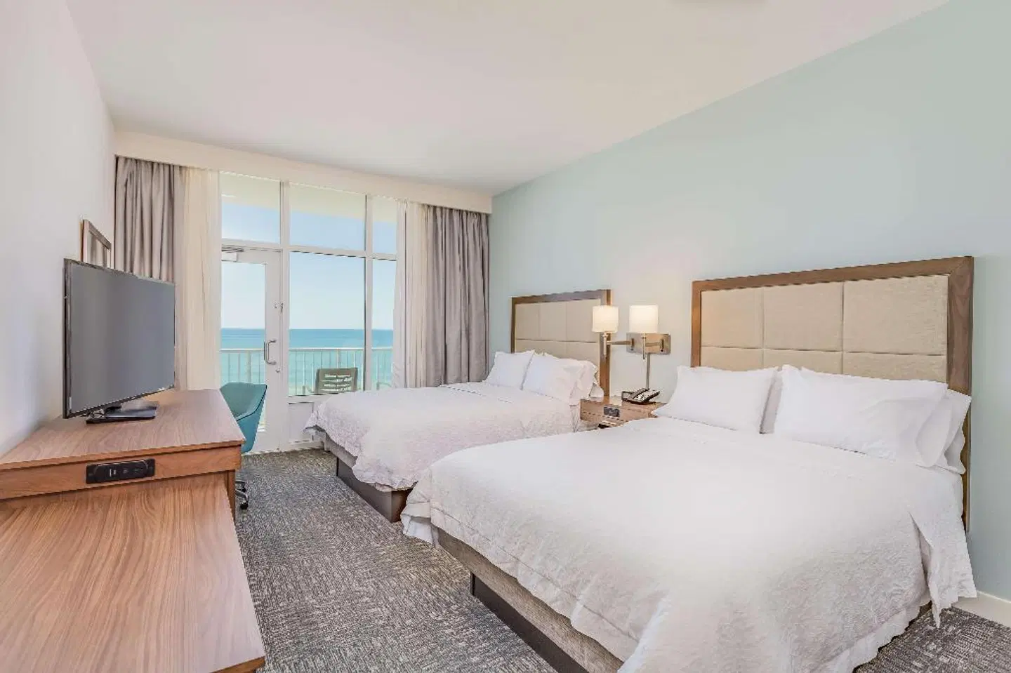 Hampton Inn & Suites Panama City Beach-Beachfront ROOM_EXAMPLE
