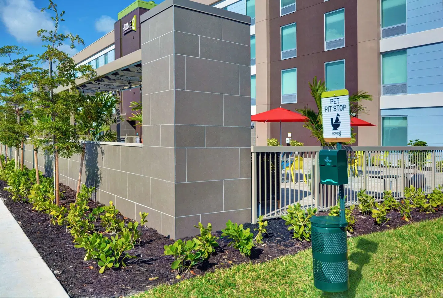 Home2 Suites by Hilton Fort Myers Colonial Blvd EXTERIOR