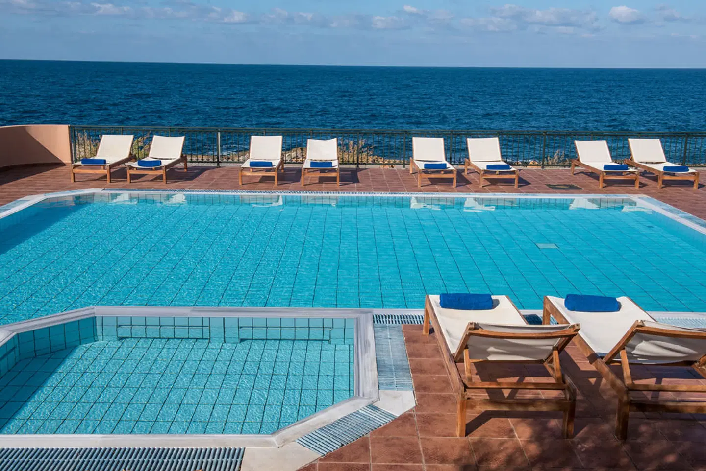 KOUTRAKIS SUITES Terrasse
