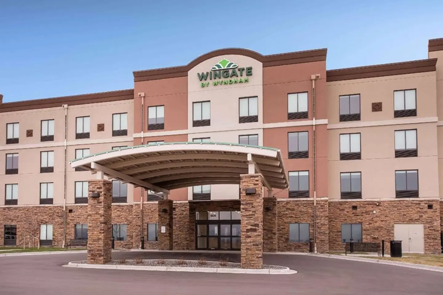 Wingate by Wyndham Denver Airport EXTERIOR