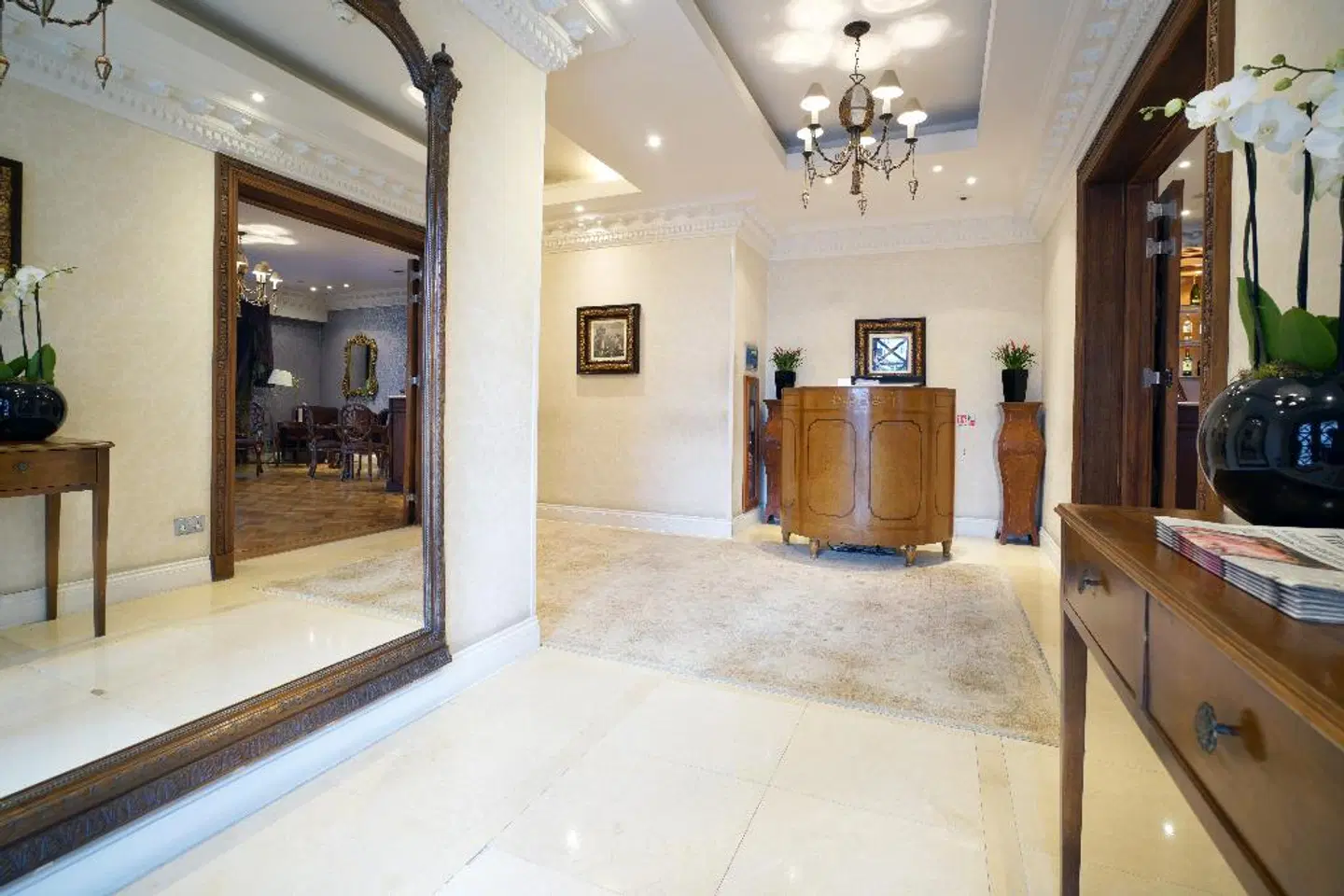 Ashburn LOUNGE_LOBBY