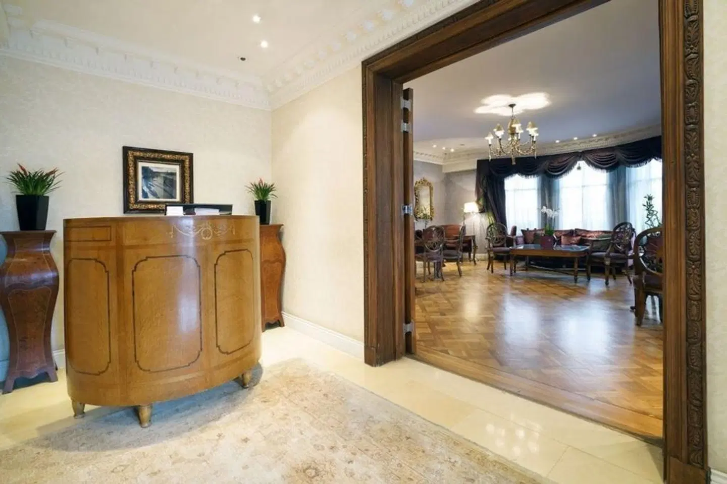 Ashburn LOUNGE_LOBBY