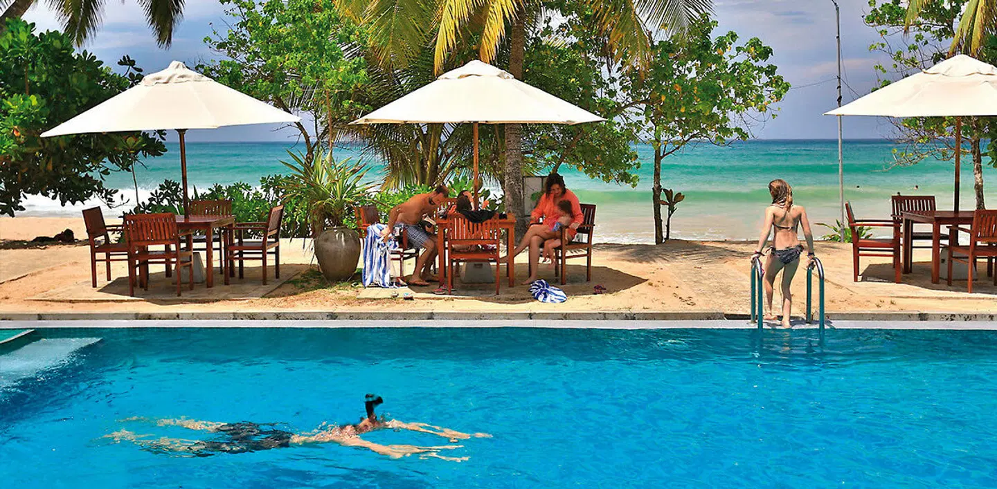 Paradise Beach Club Mirissa Strand