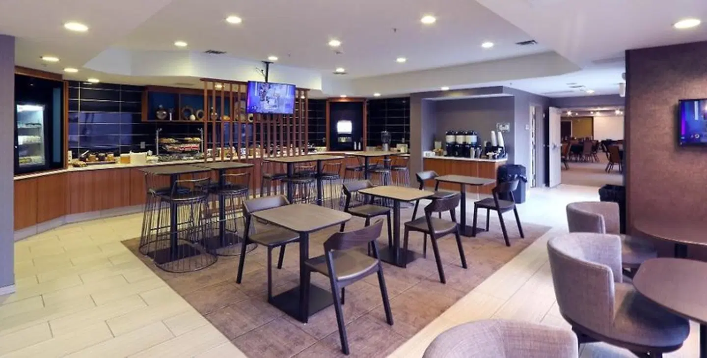 SpringHill Suites by Marriott Minneapolis Eden Prairie Bar