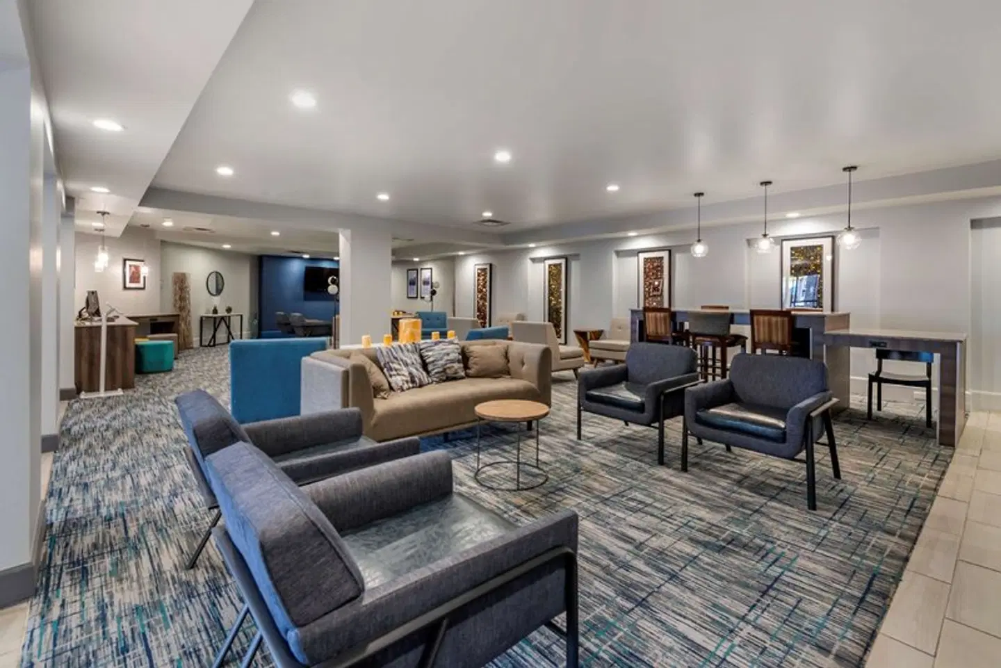 Best Western Premier Denver East LOUNGE_LOBBY