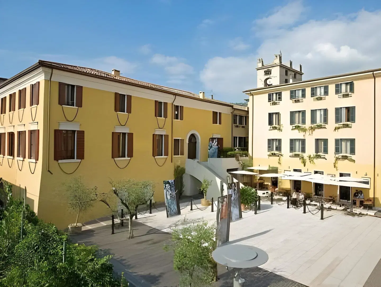 Alla Torre EXTERIOR