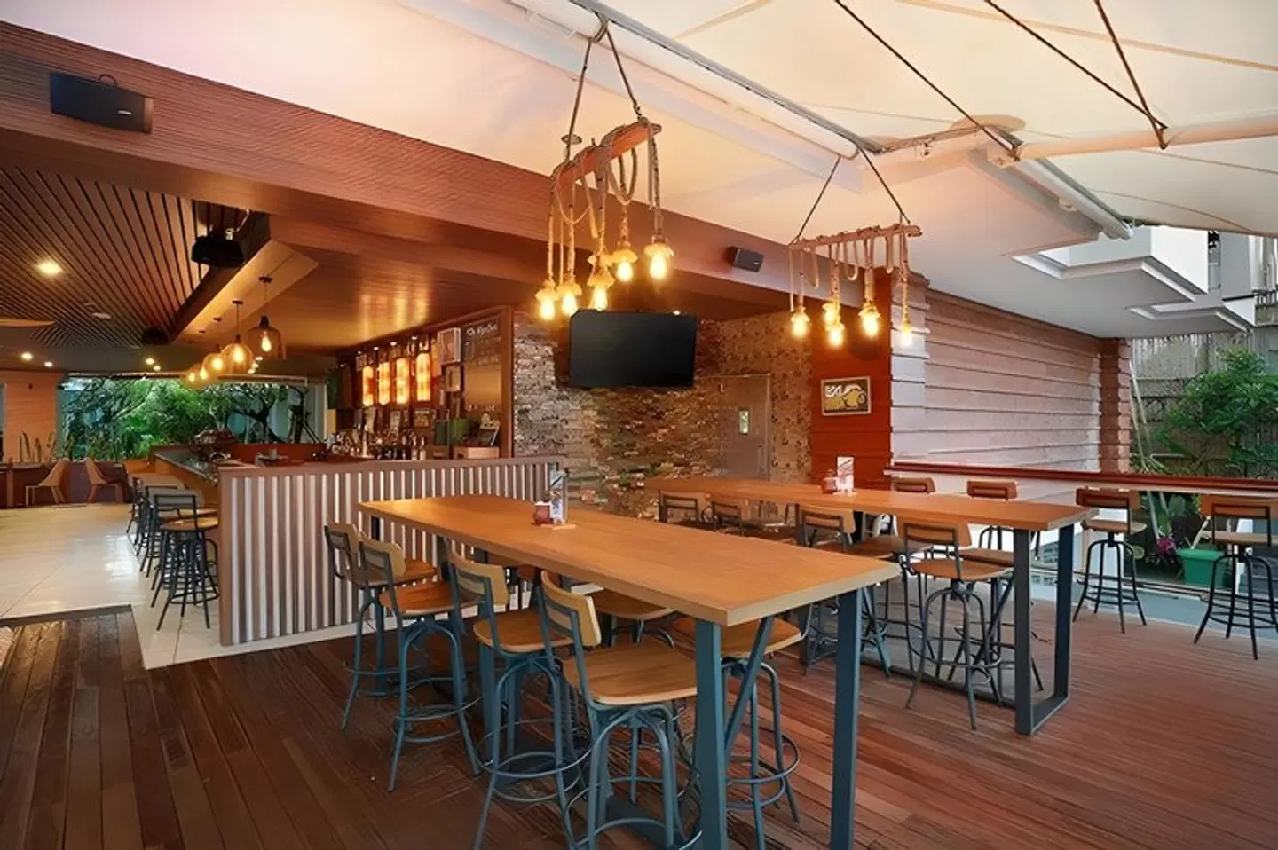Aston Canggu Beach Resort Bar