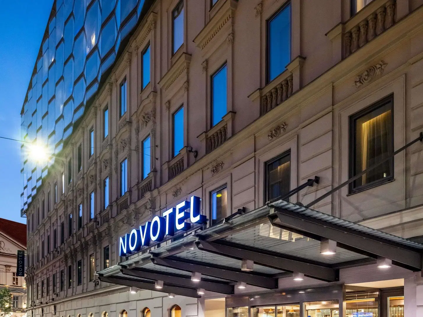 Novotel Wien City Hotel EXTERIOR