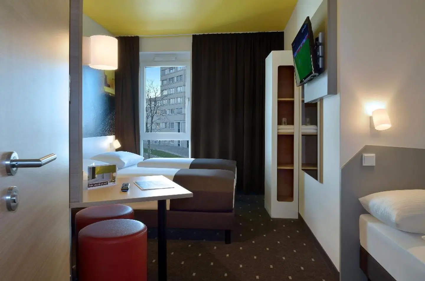 B&B Hotel Stuttgart-Zuffenhausen ROOM_EXAMPLE