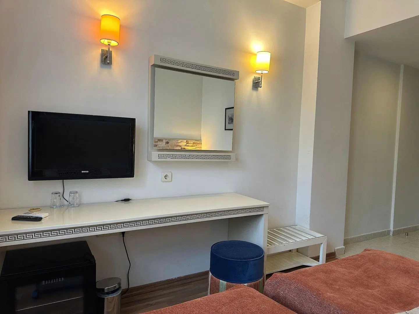 Aspen Hotel ROOM_EXAMPLE