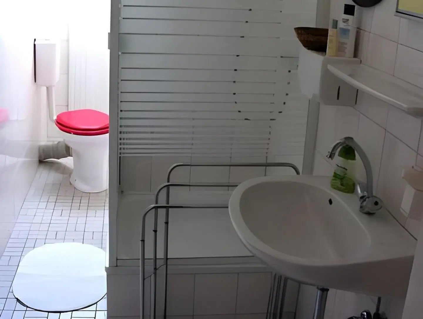 Schweizerhaus Badezimmer