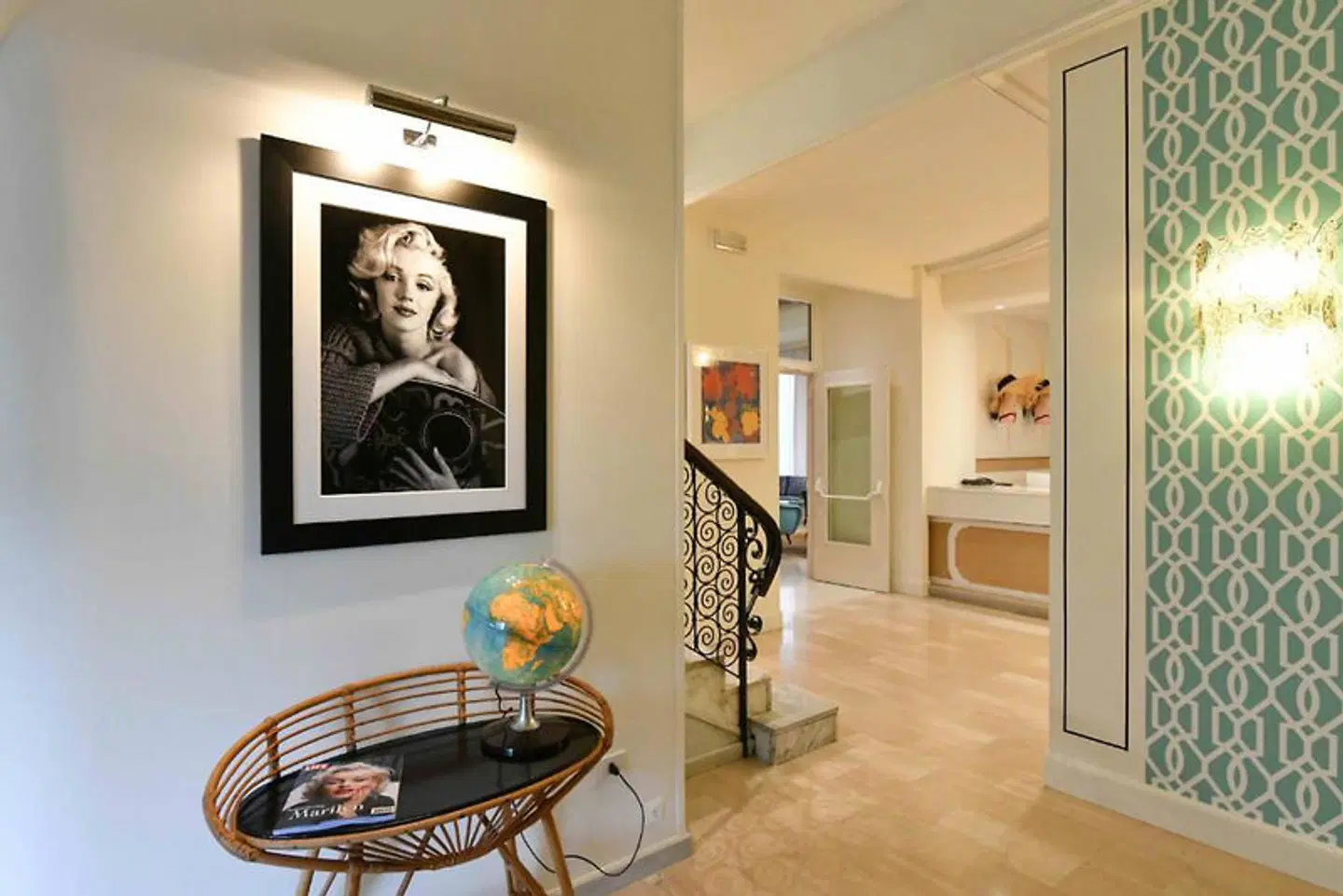 Majestic ROOM_EXAMPLE